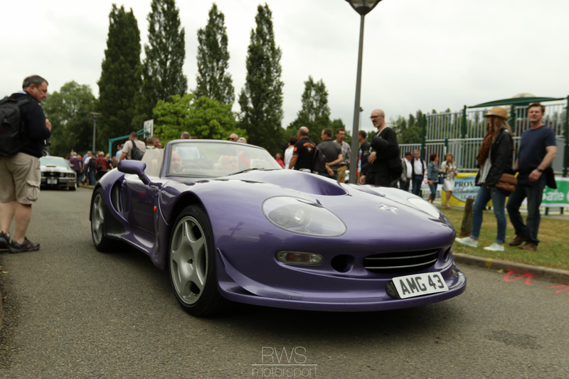 Illustration for article titled Classic British Welcome Photos (Le Mans Carshow)